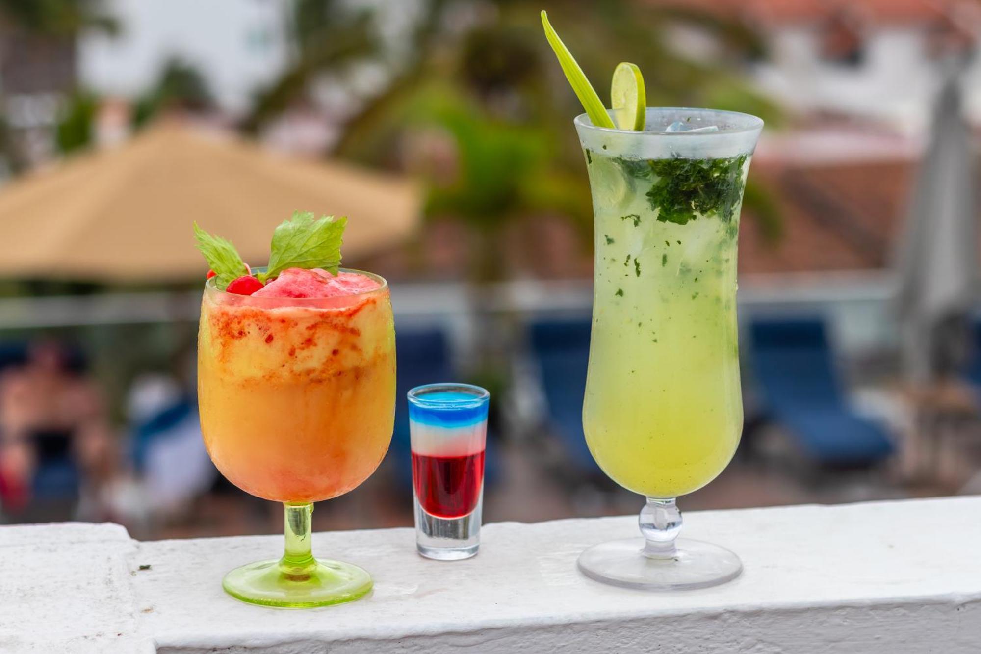 The Paramar Beachfront Boutique Hotel With Breakfast Included - Downtown Malecon Puerto Vallarta Buitenkant foto