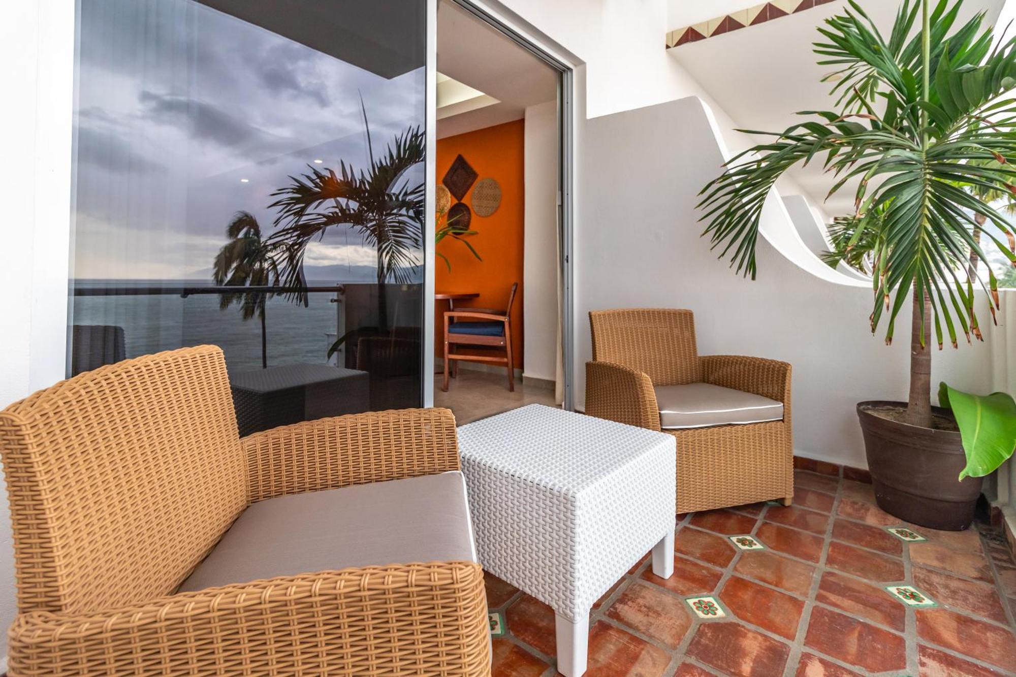 The Paramar Beachfront Boutique Hotel With Breakfast Included - Downtown Malecon Puerto Vallarta Buitenkant foto