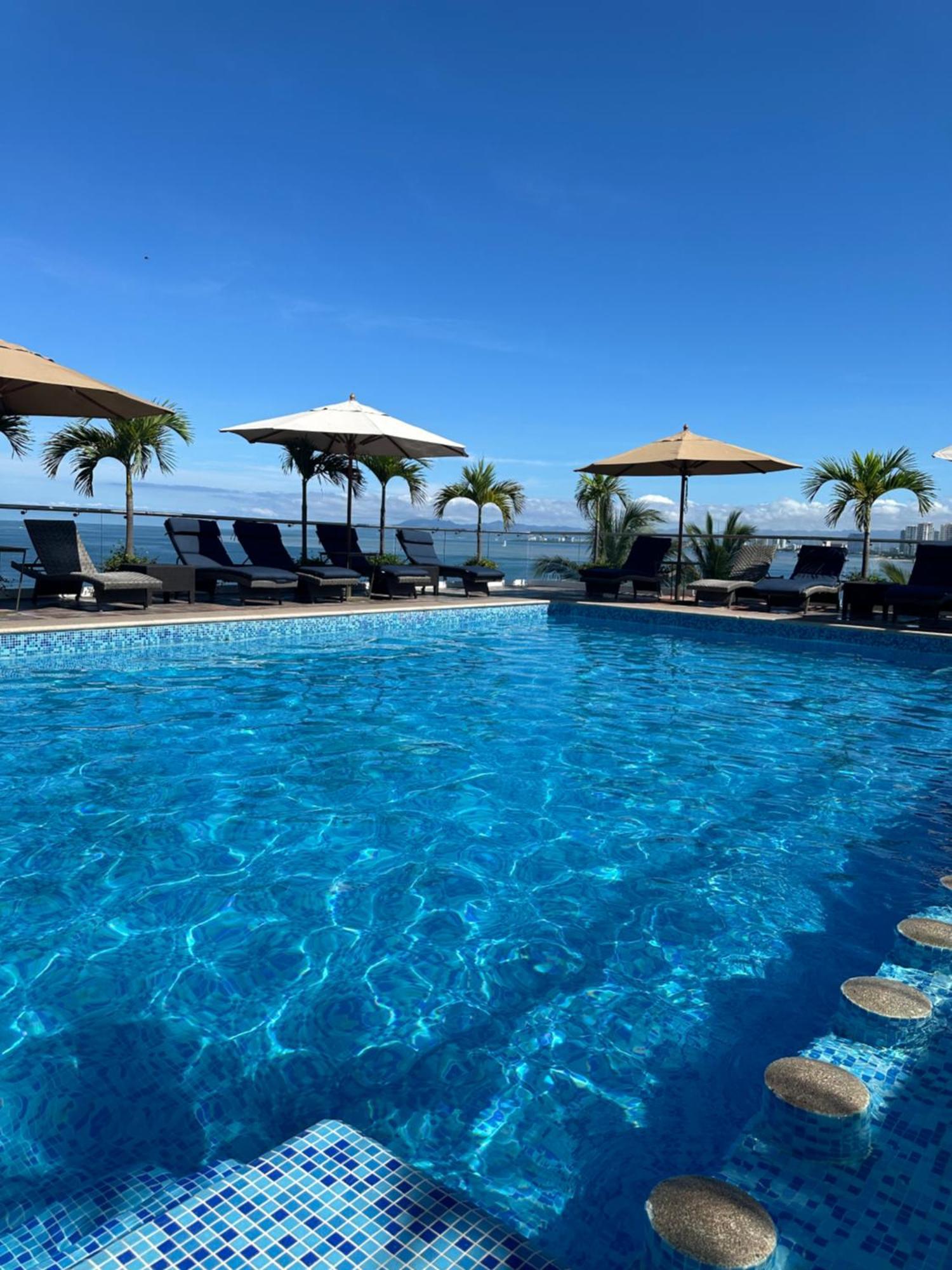 The Paramar Beachfront Boutique Hotel With Breakfast Included - Downtown Malecon Puerto Vallarta Buitenkant foto