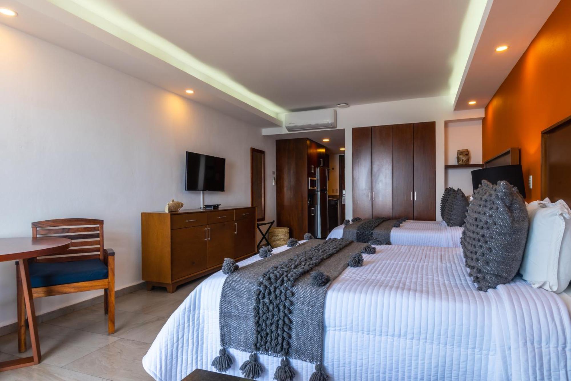 The Paramar Beachfront Boutique Hotel With Breakfast Included - Downtown Malecon Puerto Vallarta Buitenkant foto