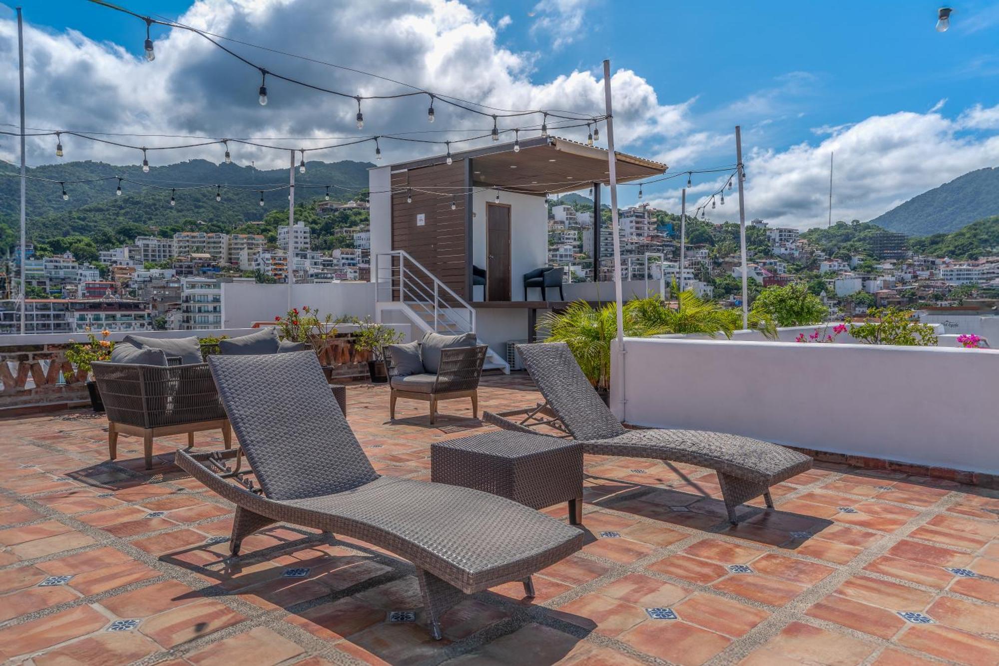 The Paramar Beachfront Boutique Hotel With Breakfast Included - Downtown Malecon Puerto Vallarta Buitenkant foto
